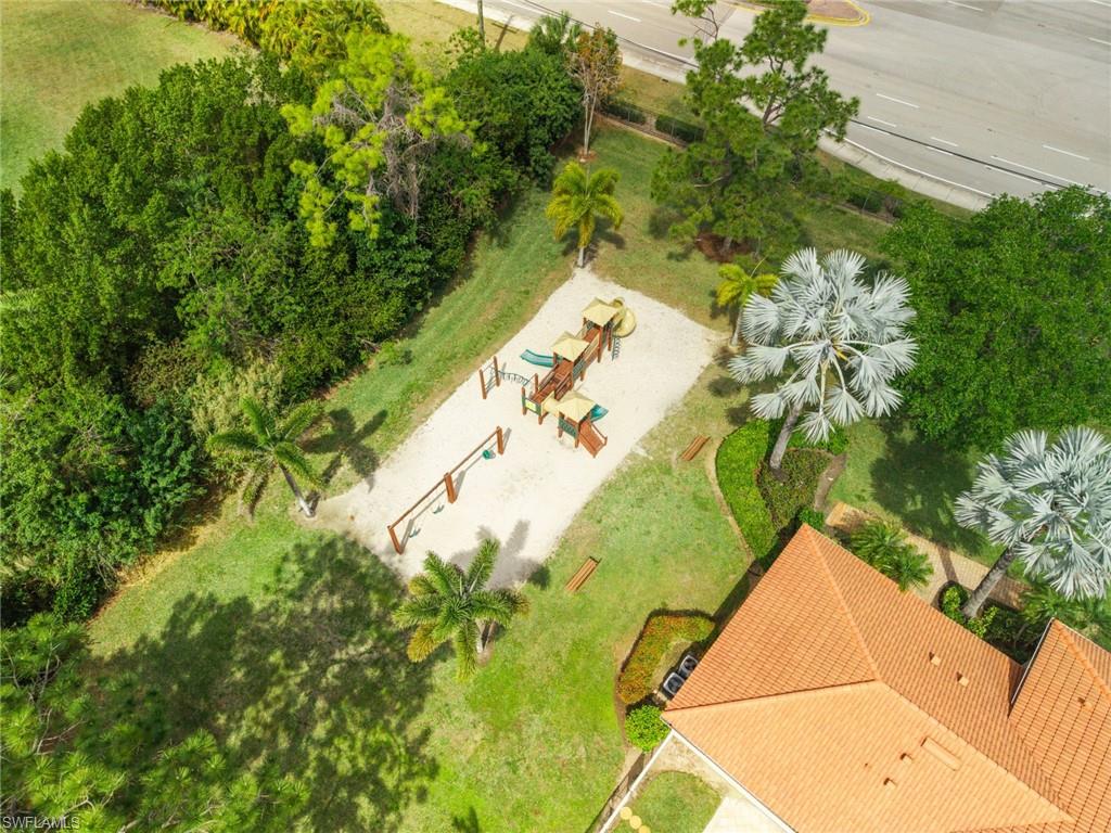 IBIS CLUB INTERNATIONAL - Residential Lease