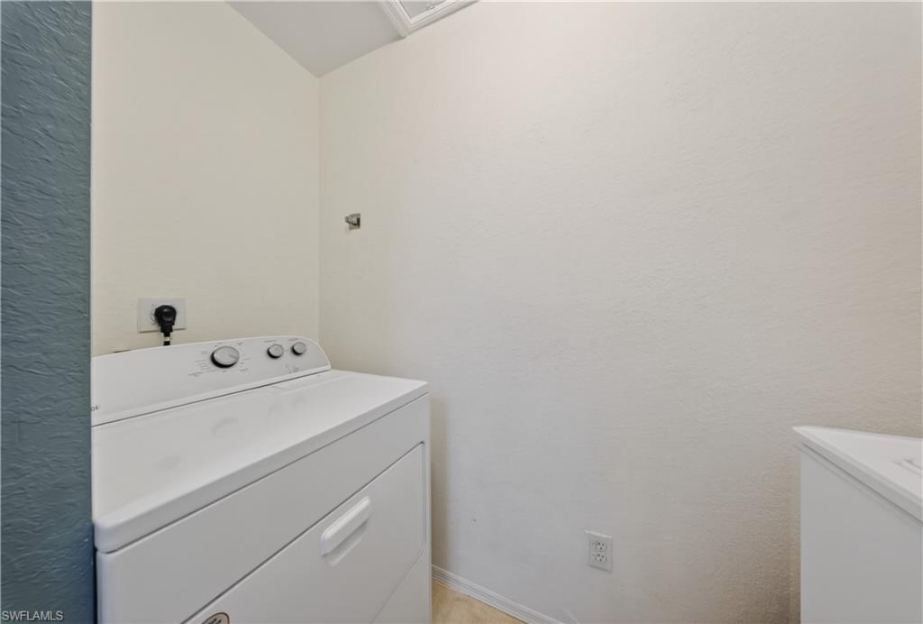 IBIS CLUB INTERNATIONAL - Residential Lease