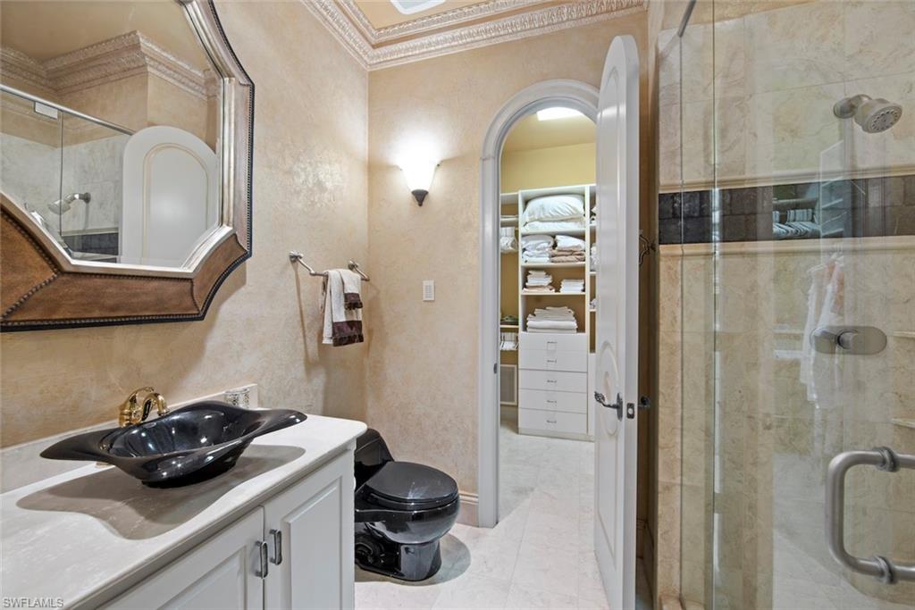 ADMIRAL'S ISLE - Residential