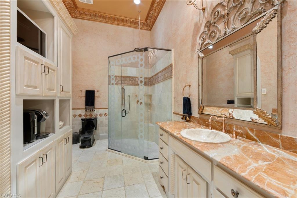 ADMIRAL'S ISLE - Residential