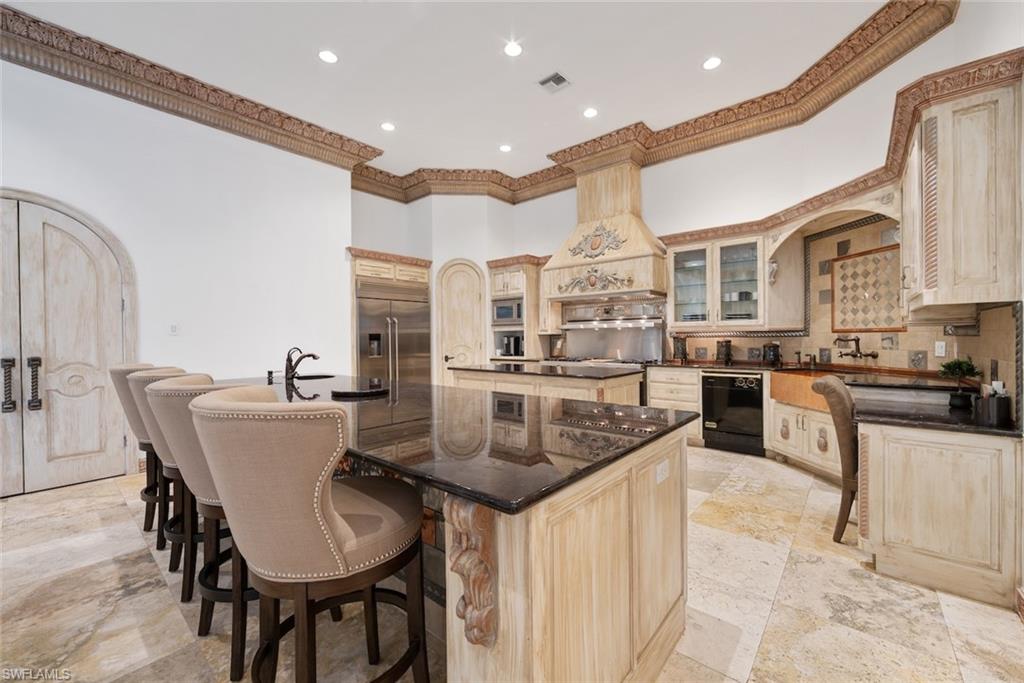 ADMIRAL'S ISLE - Residential