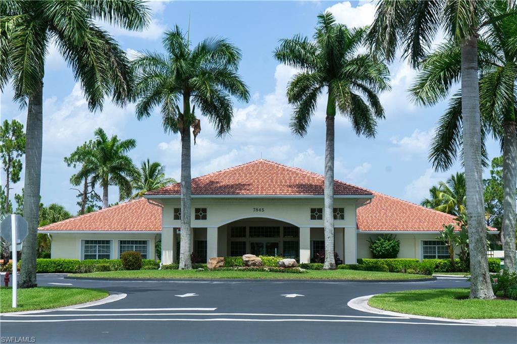 THE SHORES - Residential