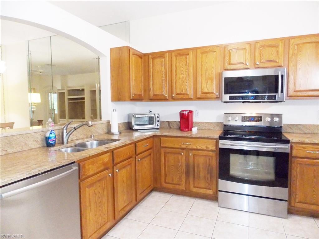 THE SHORES - Residential