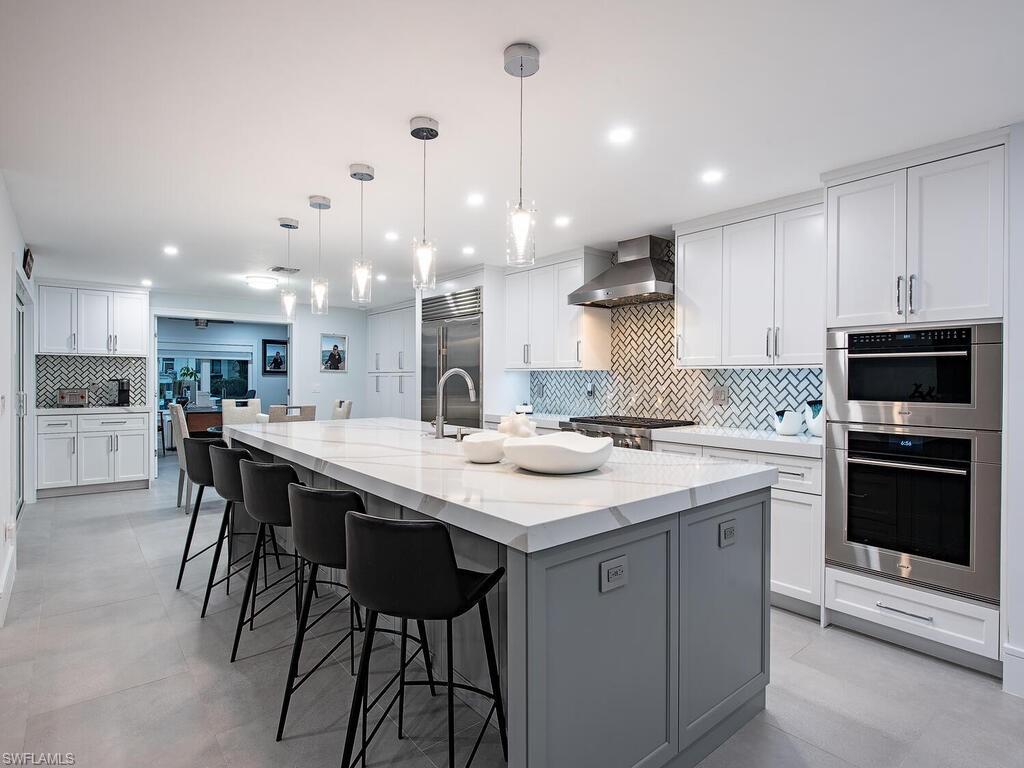 ROYAL HARBOR - Residential