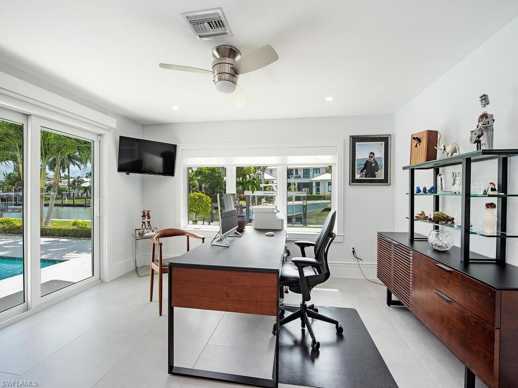 ROYAL HARBOR - Residential