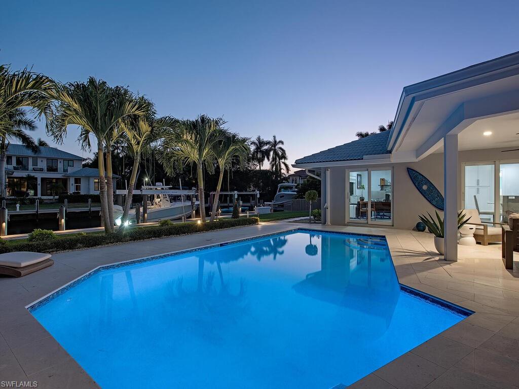 ROYAL HARBOR - Residential