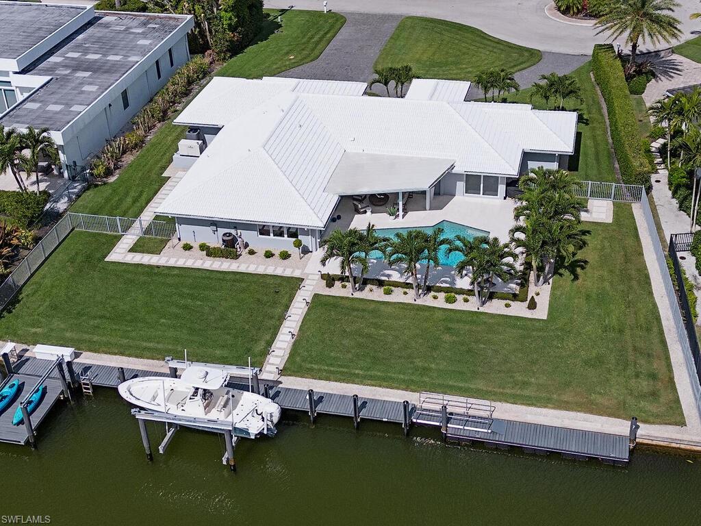 ROYAL HARBOR - Residential