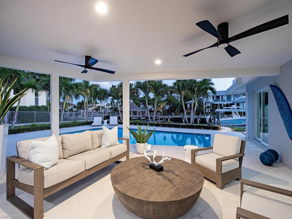 ROYAL HARBOR - Residential