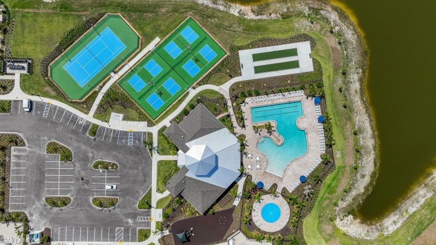 CORAL BAY - Residential