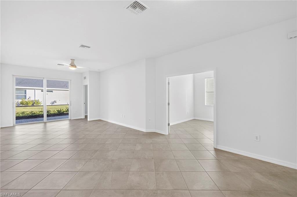 TUCKERS COVE - Residential Lease