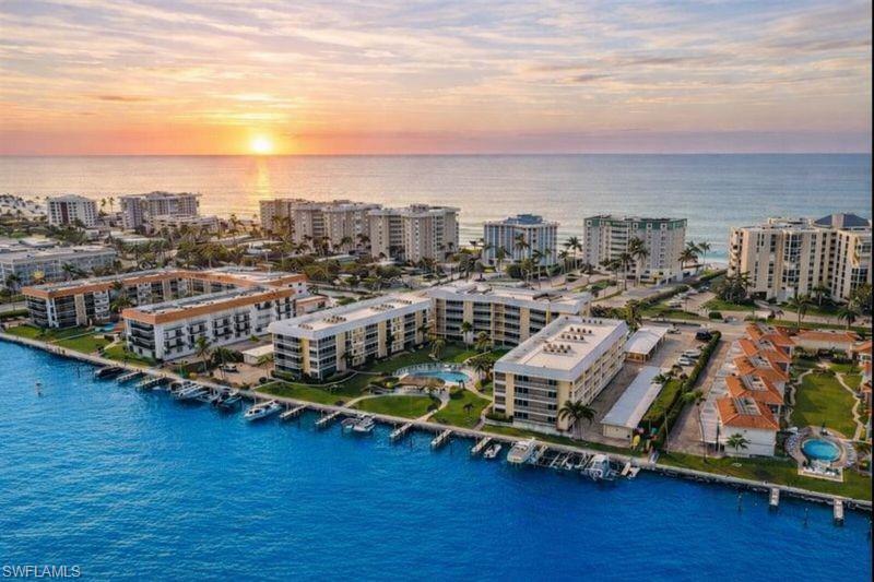 HARBOUR COVE - Residential