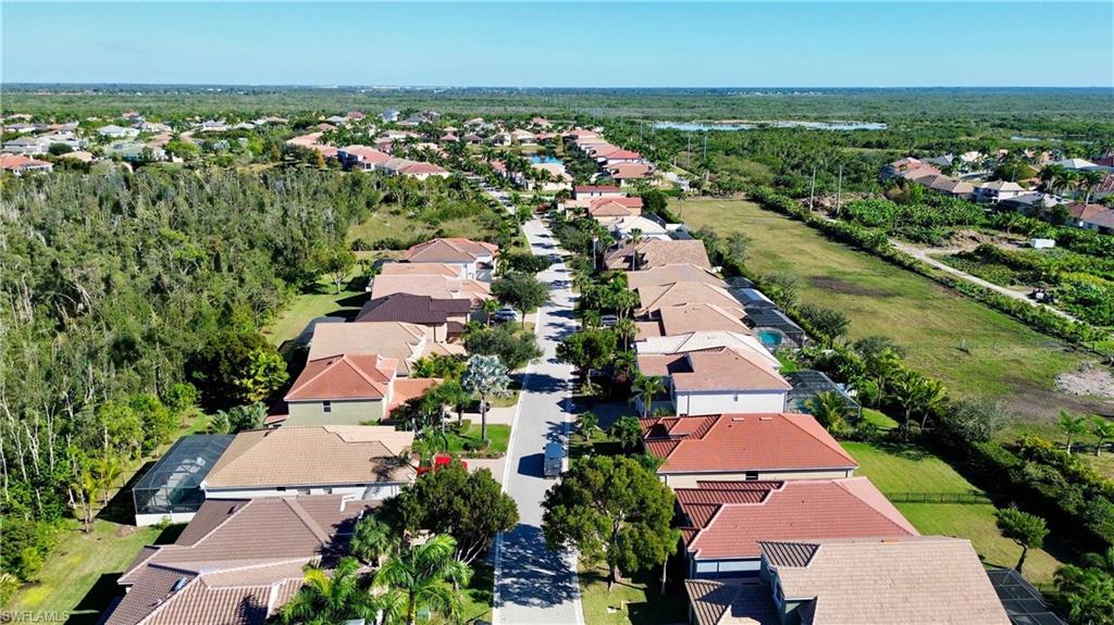 BANYAN BAY - Residential