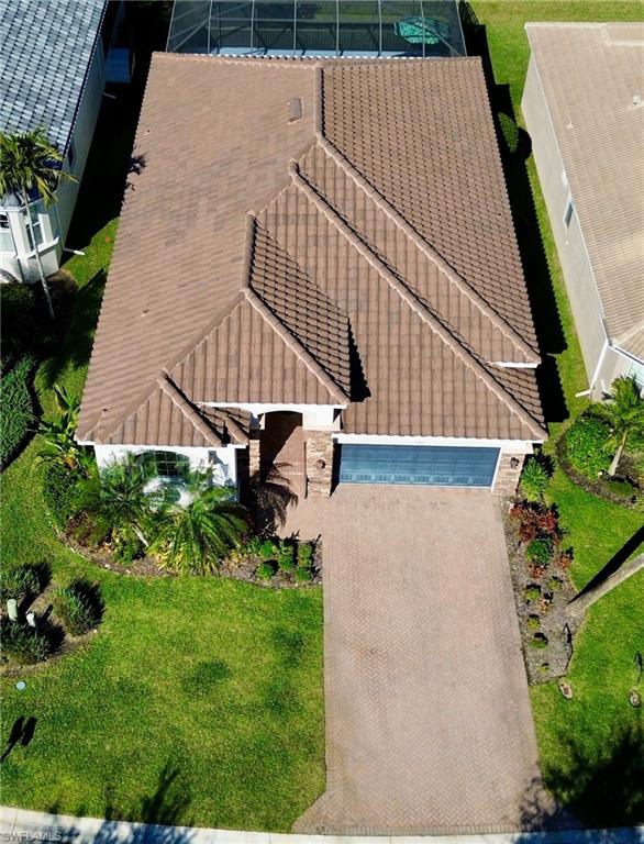 BANYAN BAY - Residential