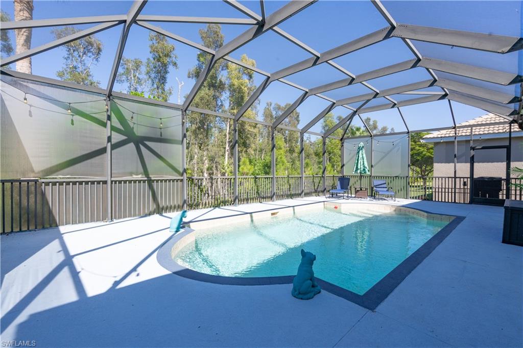 BANYAN BAY - Residential