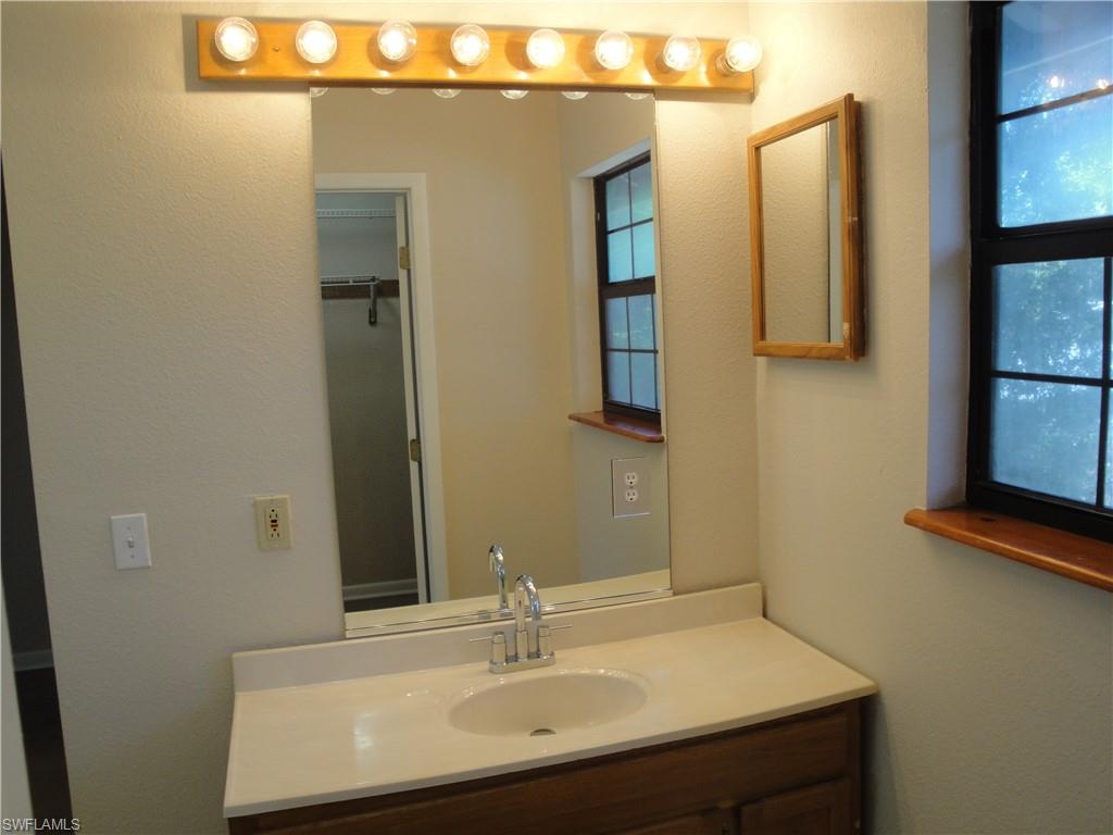 TAMIAMI ESTATES - Residential