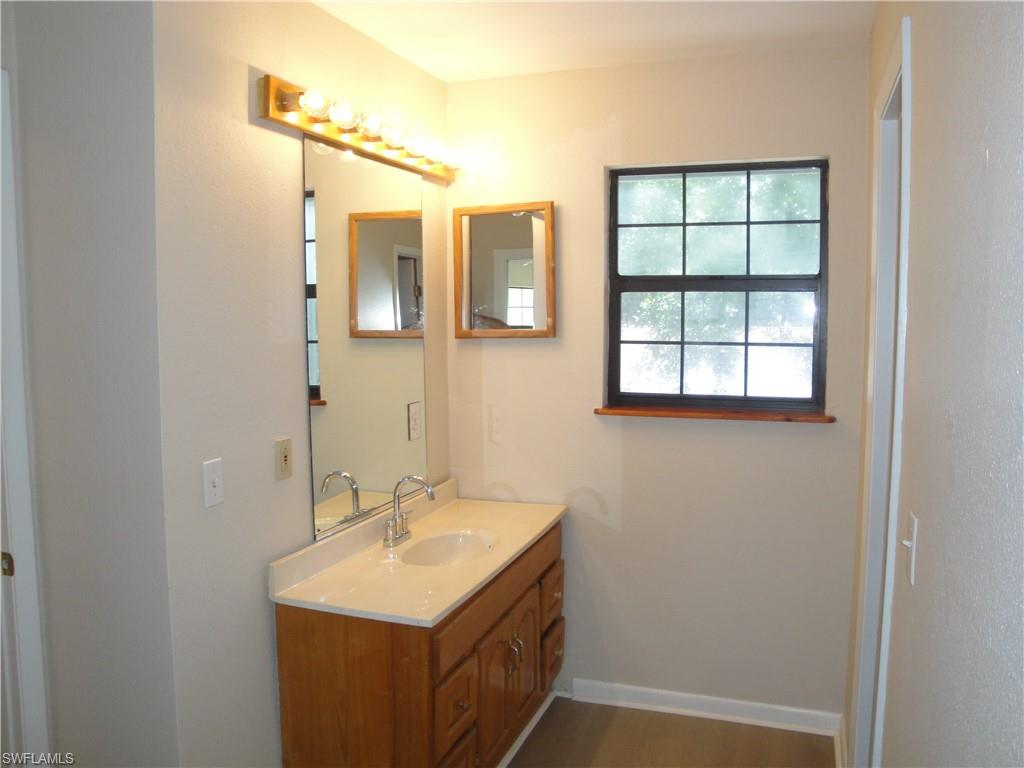 TAMIAMI ESTATES - Residential