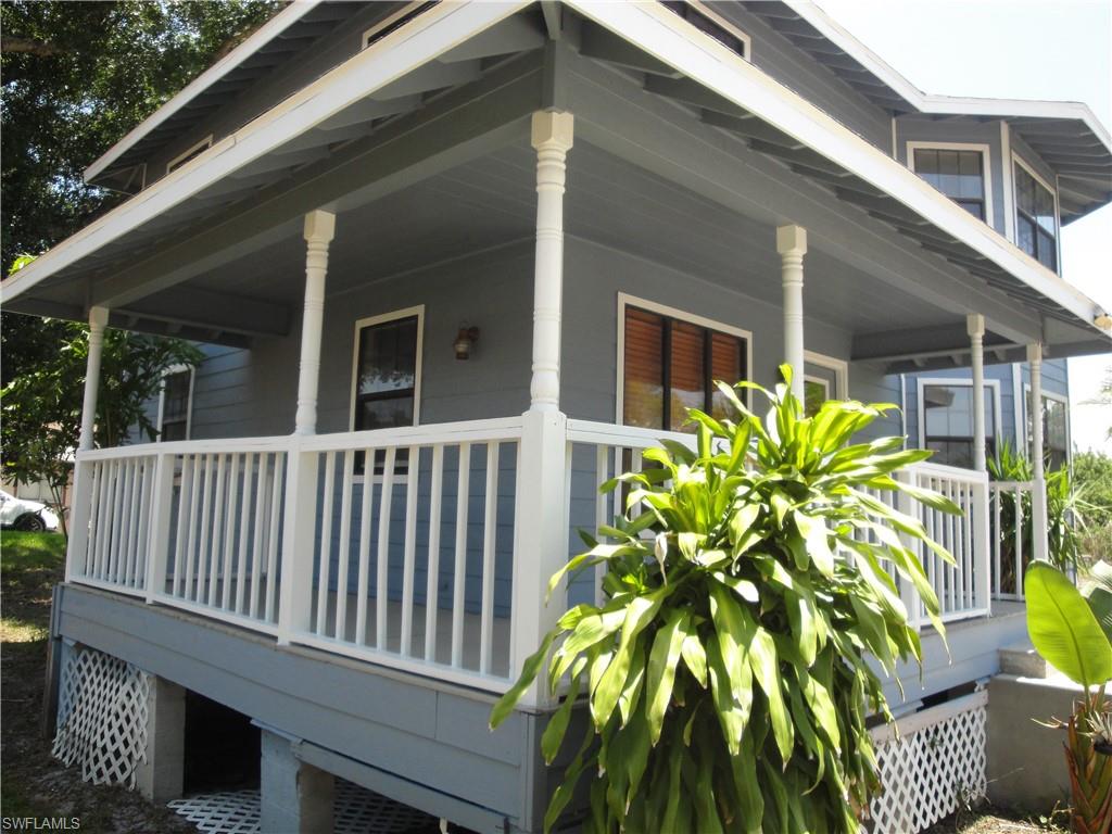 TAMIAMI ESTATES - Residential