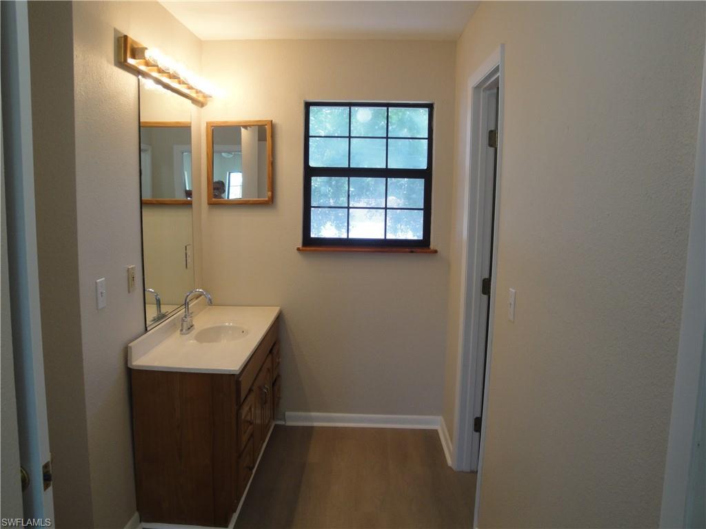 TAMIAMI ESTATES - Residential