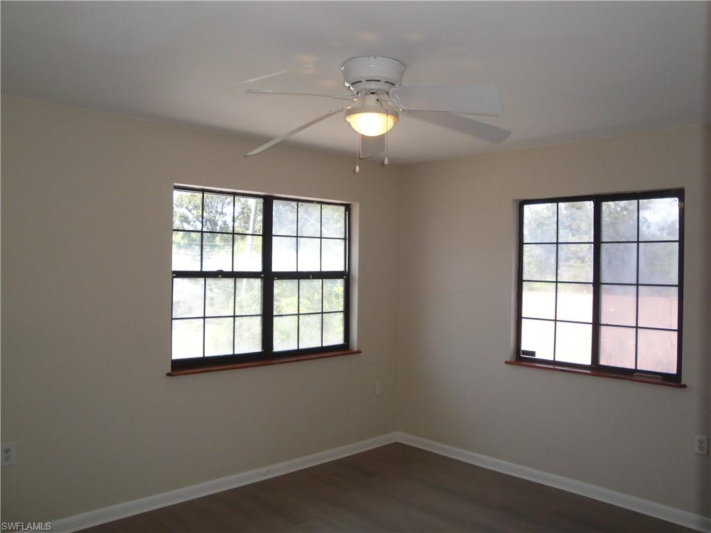 TAMIAMI ESTATES - Residential