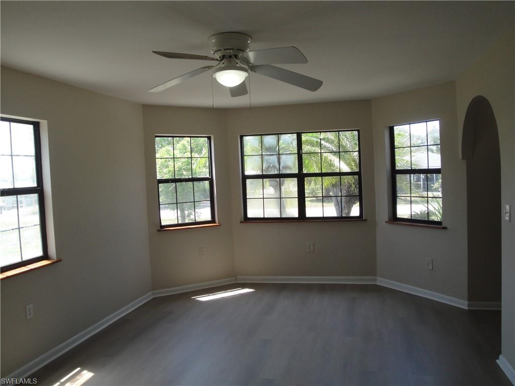 TAMIAMI ESTATES - Residential