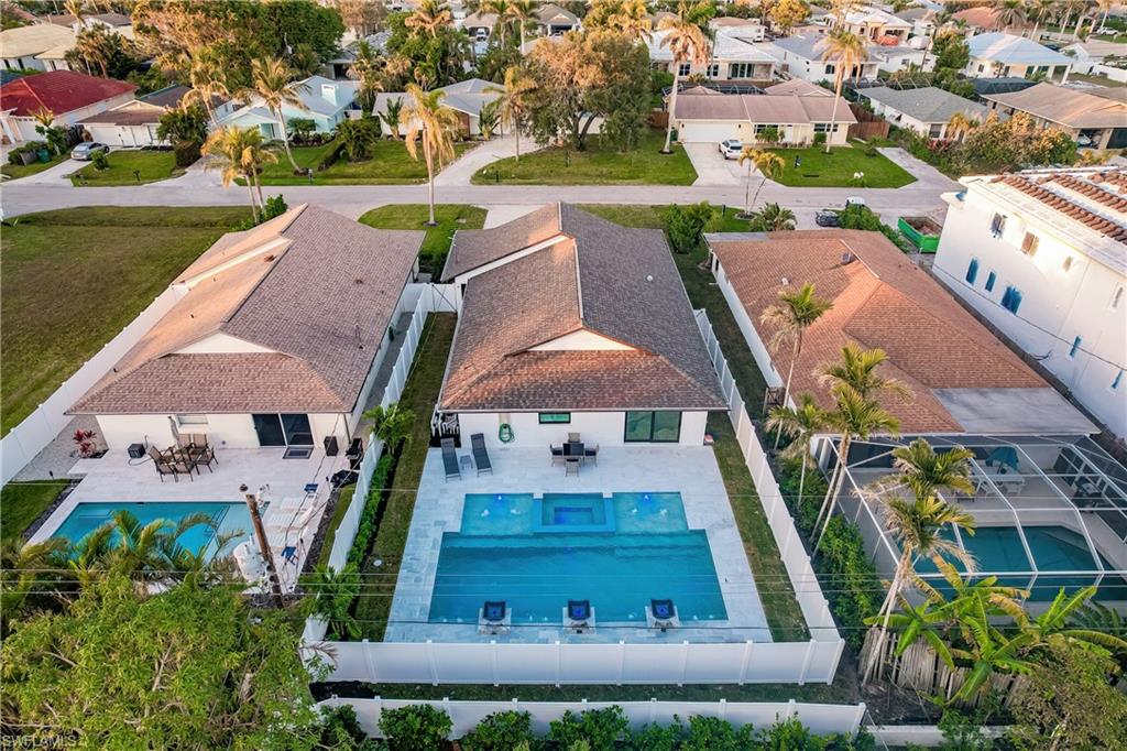 NAPLES PARK - Residential