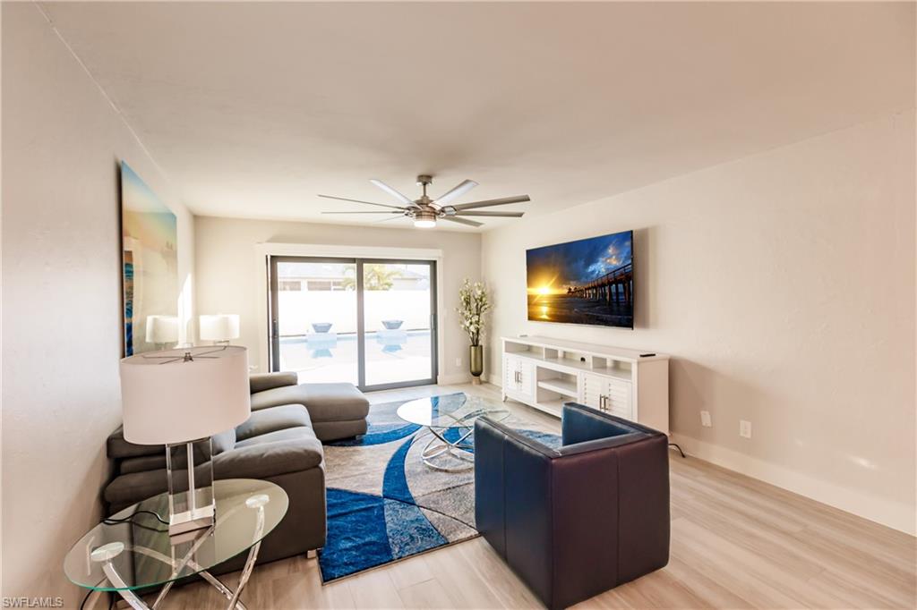 NAPLES PARK - Residential