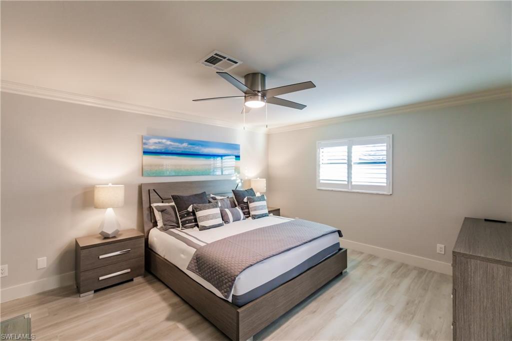 NAPLES PARK - Residential