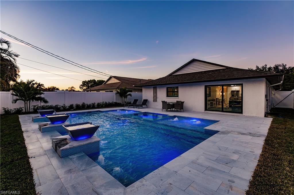 NAPLES PARK - Residential