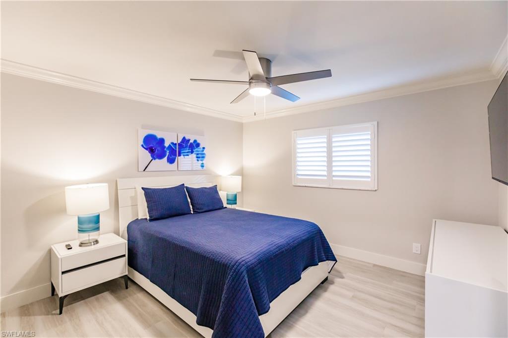 NAPLES PARK - Residential