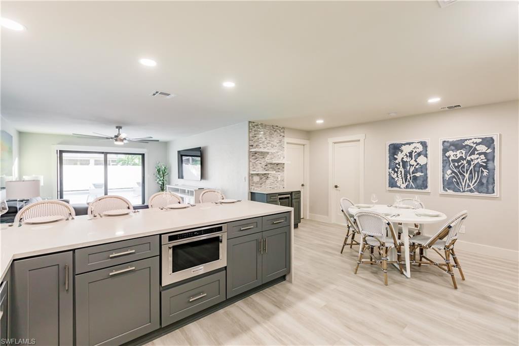 NAPLES PARK - Residential