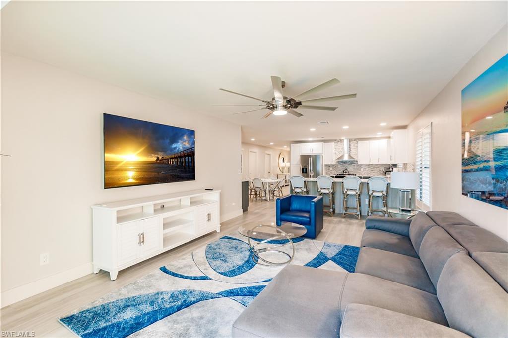 NAPLES PARK - Residential