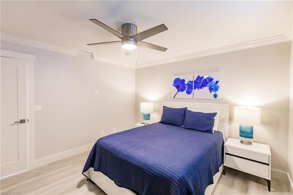 NAPLES PARK - Residential