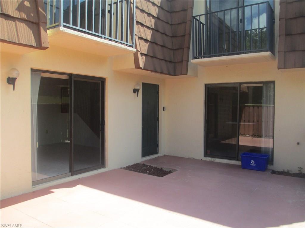 VILLAGE OF CEDARBEND - Residential