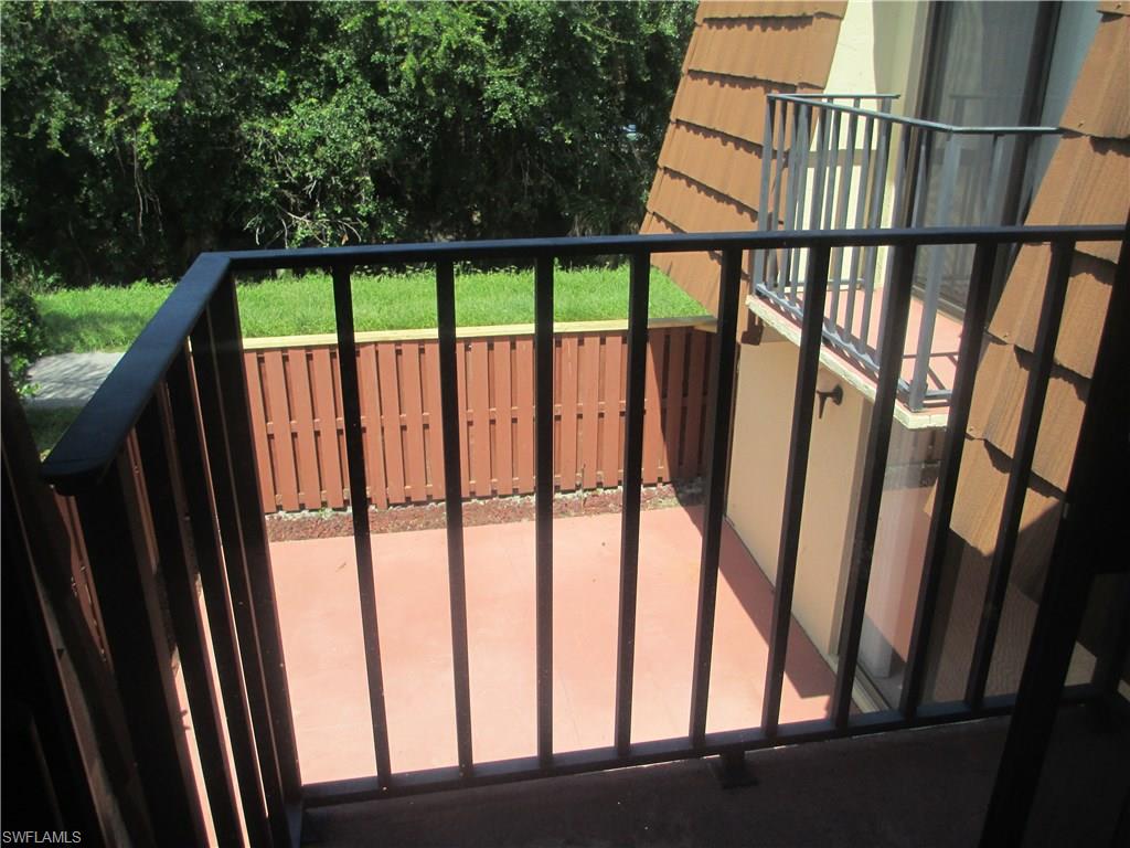 VILLAGE OF CEDARBEND - Residential