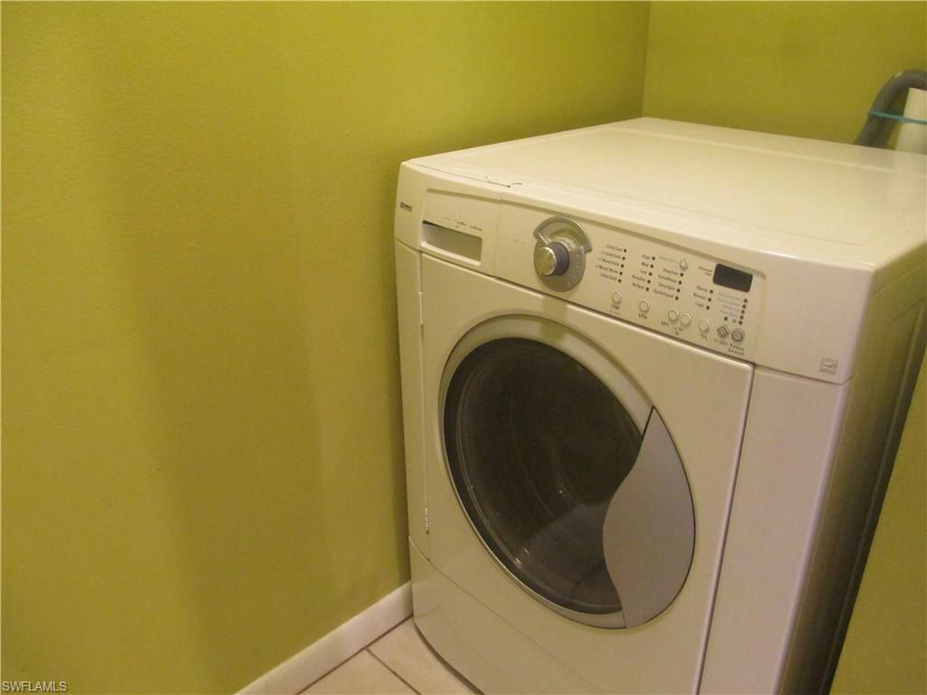 VILLAGE OF CEDARBEND - Residential