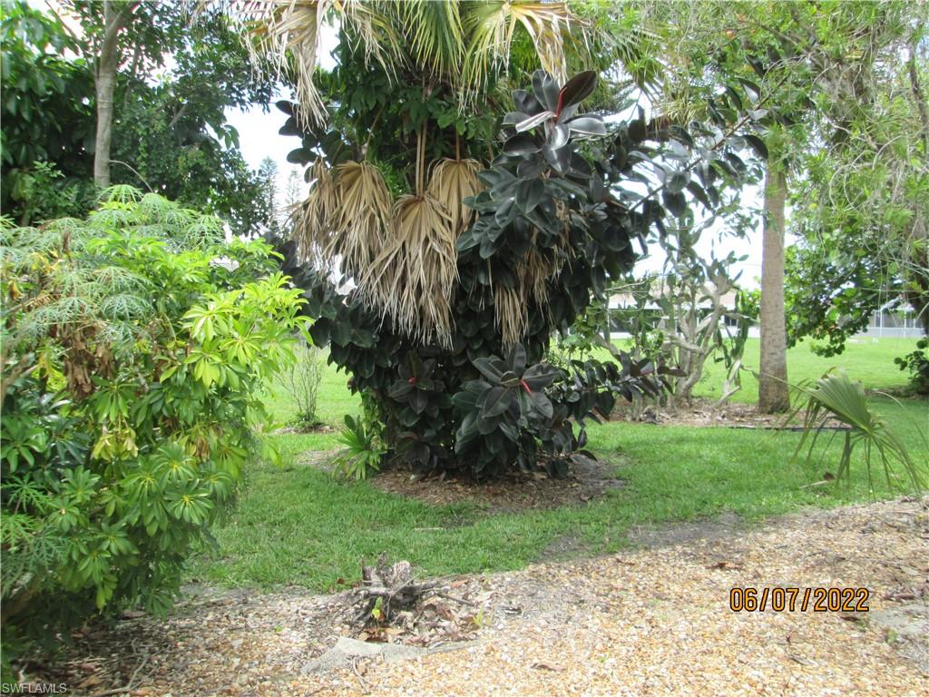 COUNTRY CLUB ESTATES - Residential