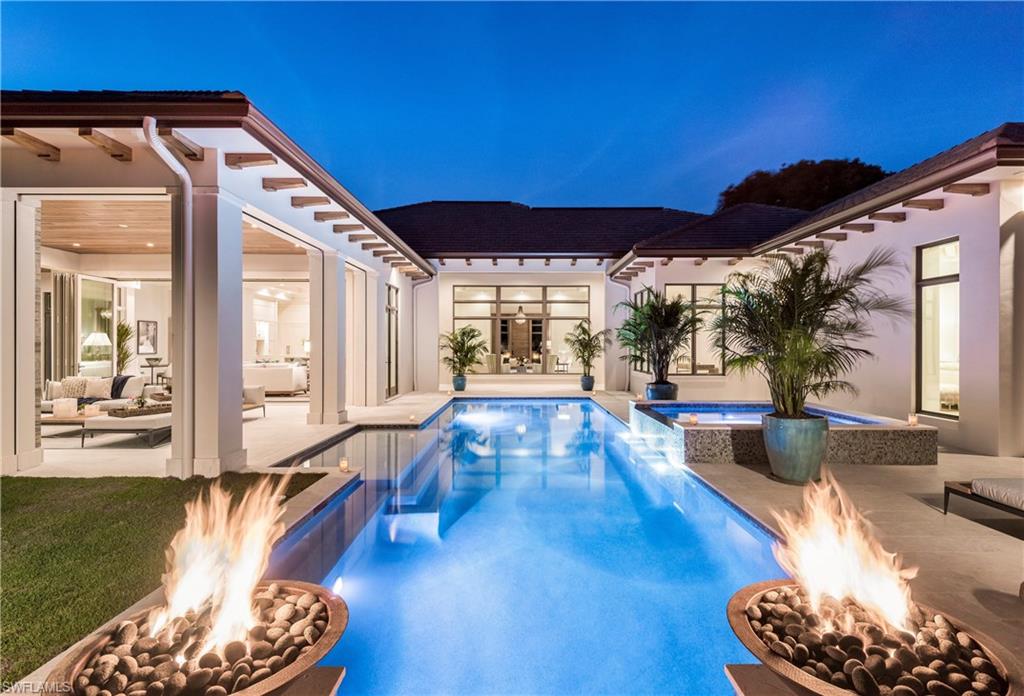 PELICAN BAY WOODS - Residential