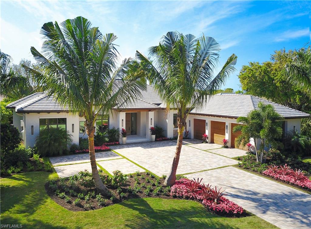 PELICAN BAY WOODS - Residential