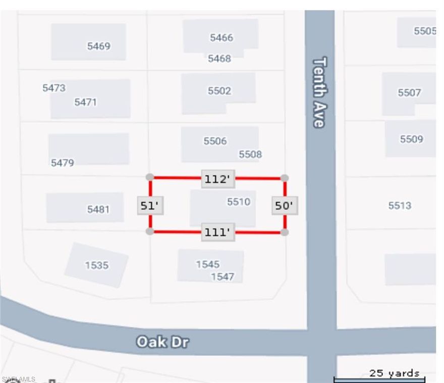 Multi family lot. Centrally located near beaches, shops and eateries.