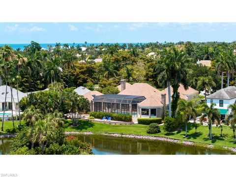 A home in NAPLES