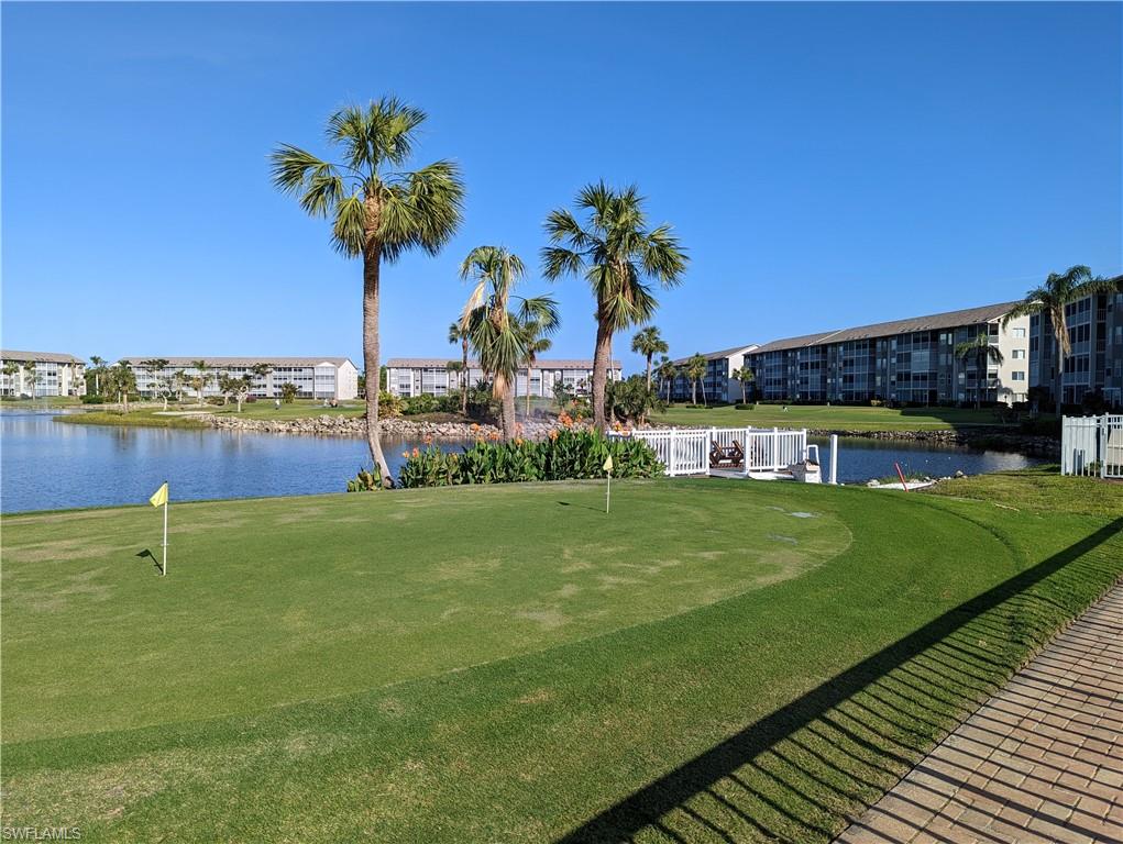 GOLFVIEW GOLF & RACQUET CLUB - Residential