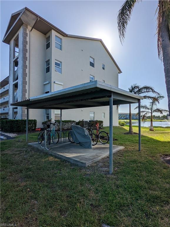 GOLFVIEW GOLF & RACQUET CLUB - Residential