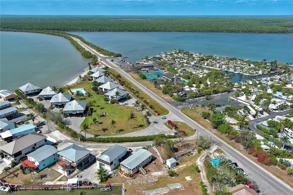 CHOKOLOSKEE - Residential