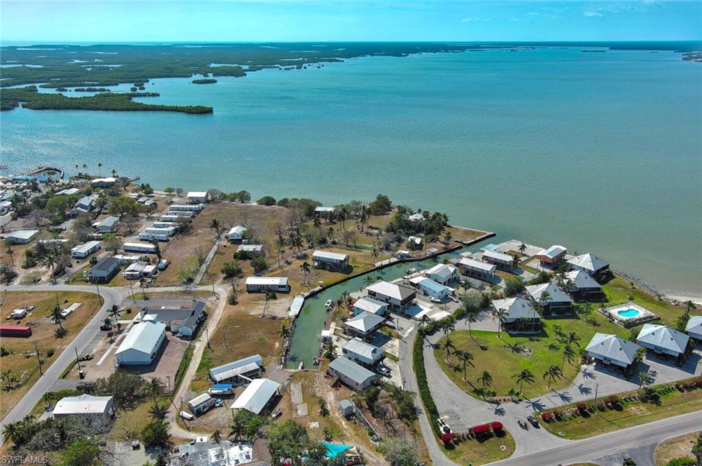 CHOKOLOSKEE - Residential