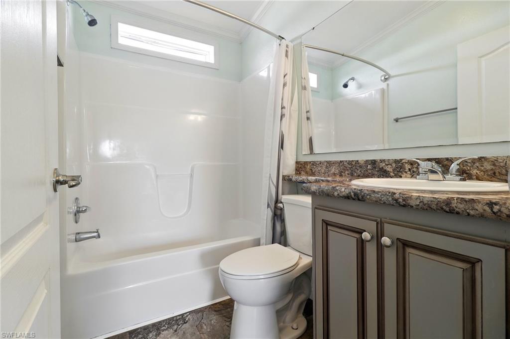 CHOKOLOSKEE - Residential