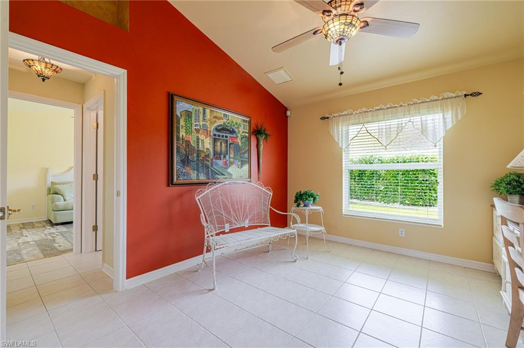 TOWN LAKES - Residential