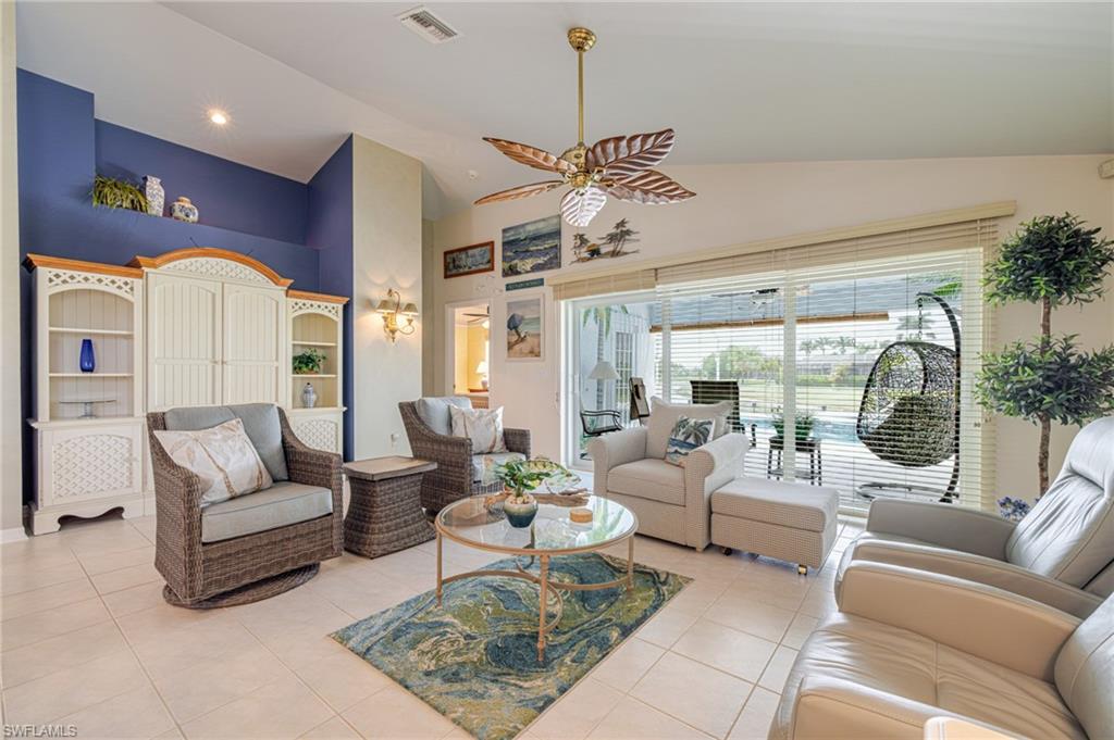 TOWN LAKES - Residential