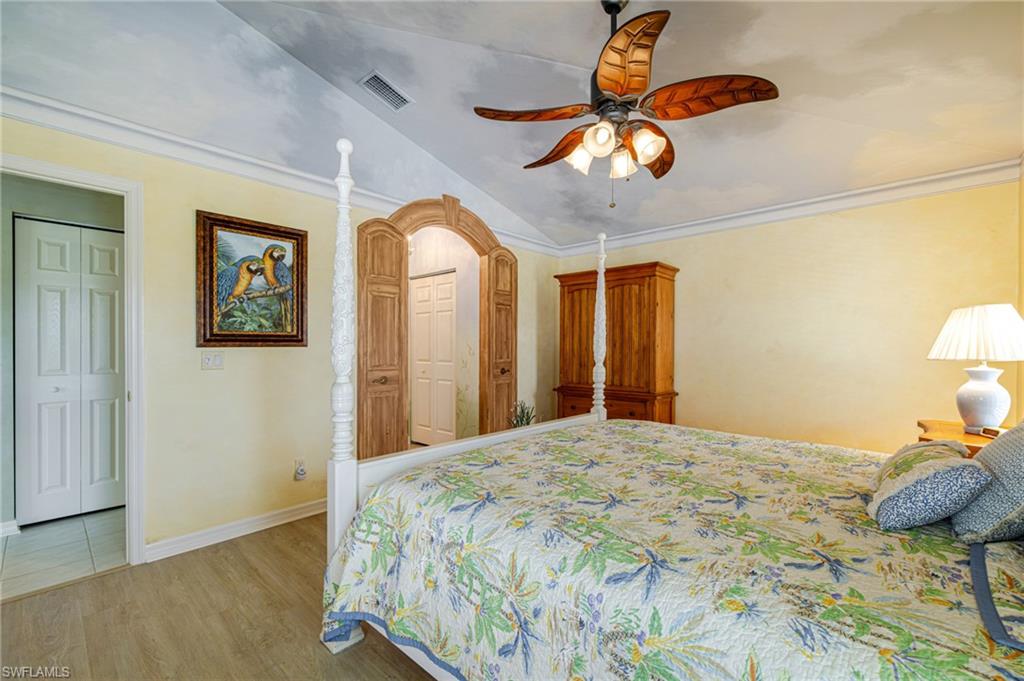 TOWN LAKES - Residential