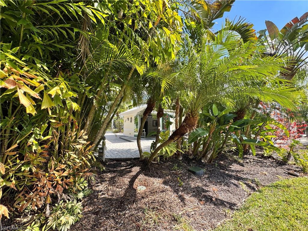 RIVERBEND MOTORCOACH RESORT - Land