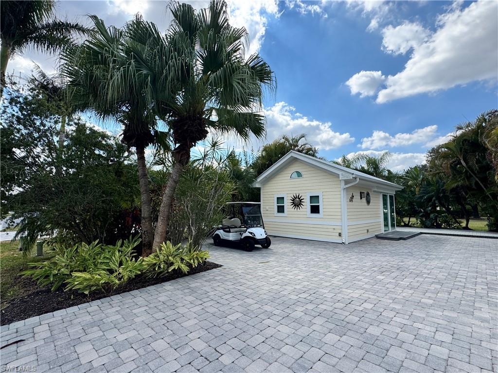 RIVERBEND MOTORCOACH RESORT - Land